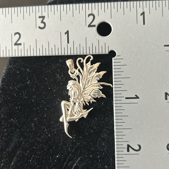 Amy Brown Birth of Magic pendant - Picture 4 of 4